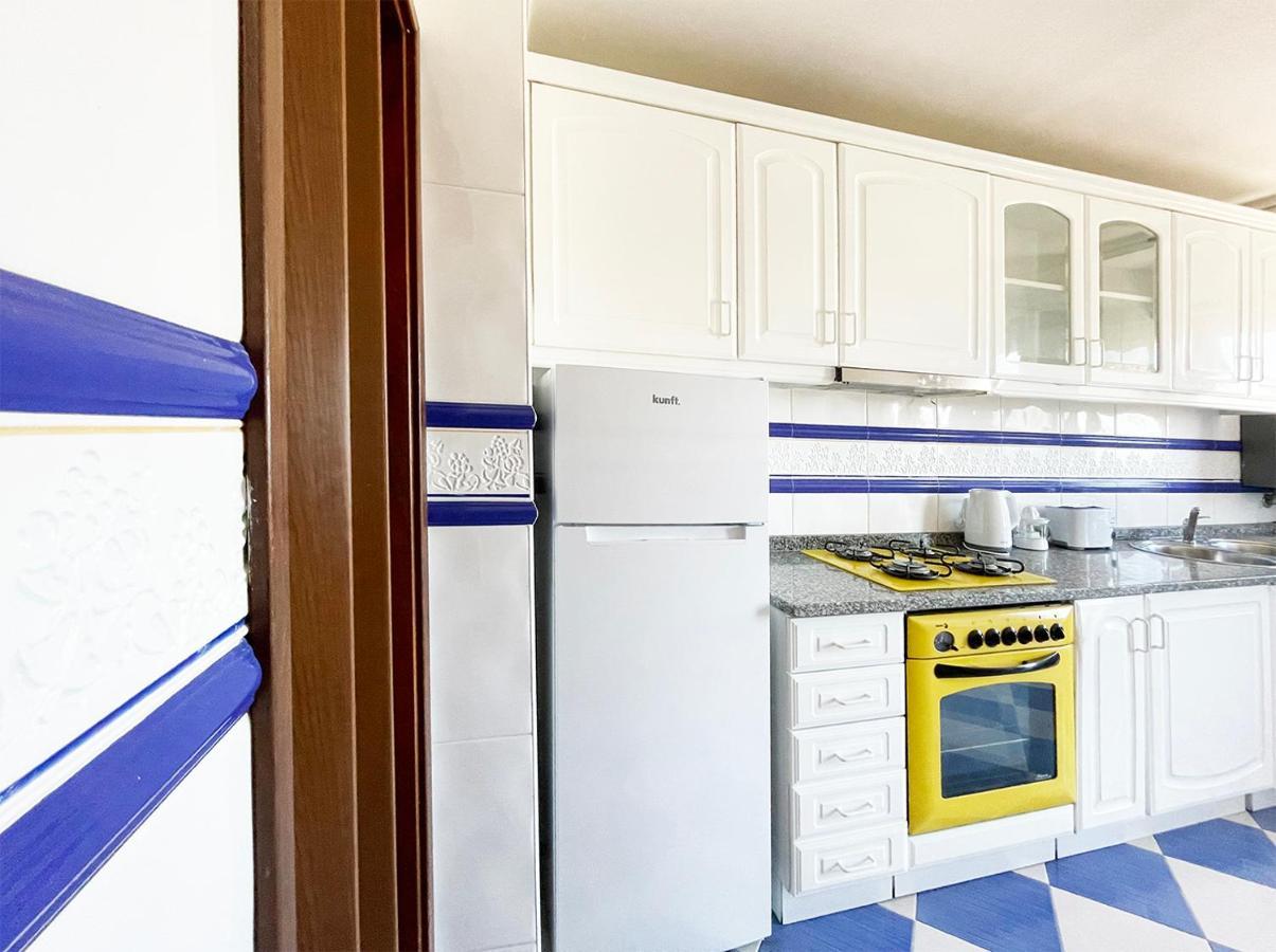 Yellow House Aveiro Smart Tv And Garage Luaran gambar